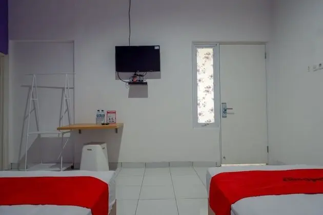 İki Ayrı Yataklı Oda (RedDoorz)