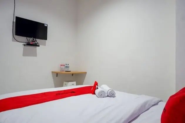 Tek Büyük Yataklı Oda (RedDoorz)