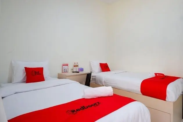 İki Ayrı Yataklı Oda (RedDoorz)