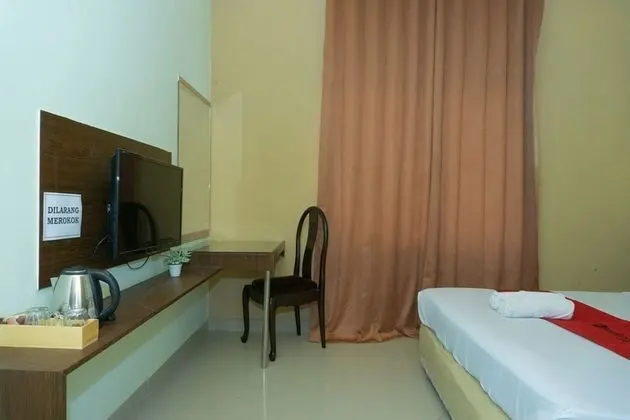 Tek Büyük Yataklı Oda (RedDoorz)