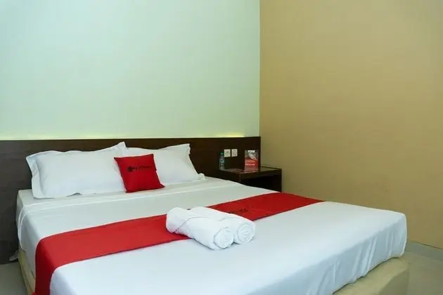 Tek Büyük Yataklı Oda (RedDoorz)