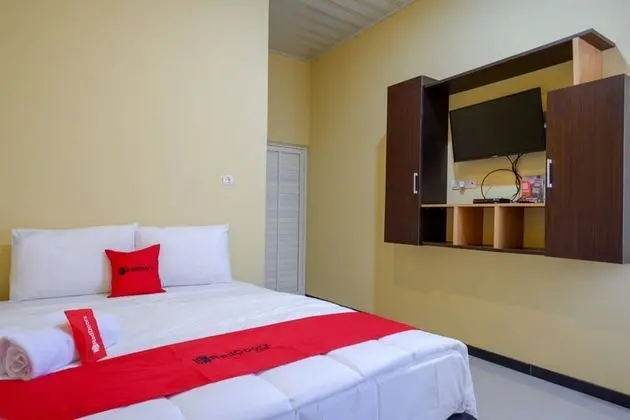 Tek Büyük Yataklı Oda (RedDoorz)
