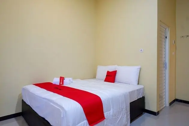 Tek Büyük Yataklı Oda (RedDoorz)