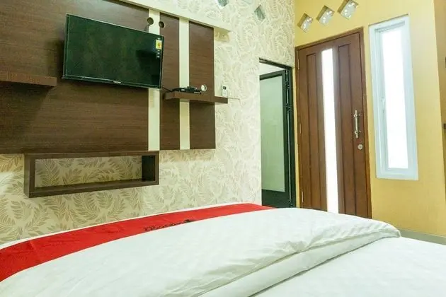 Tek Büyük Yataklı Oda (Reddoorz)