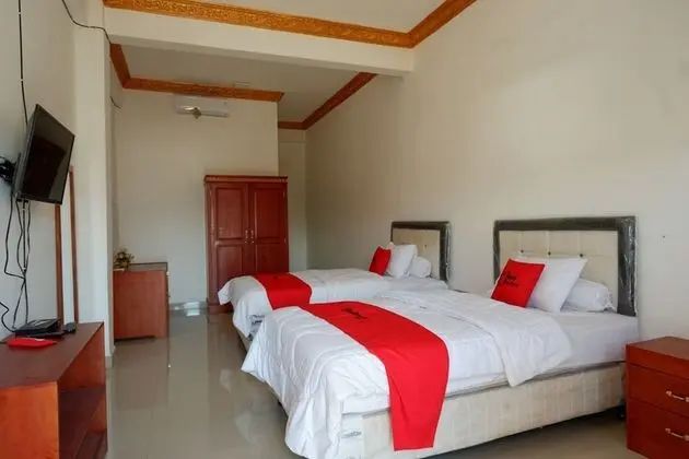 İki Ayrı Yataklı Oda (RedDoorz)