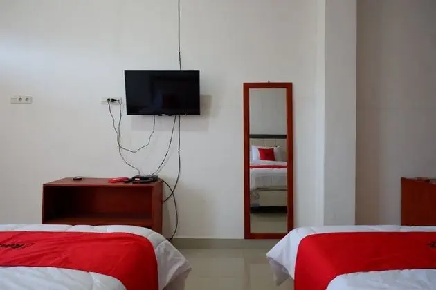 İki Ayrı Yataklı Oda (RedDoorz)