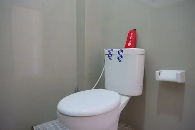 İki Ayrı Yataklı Oda (RedDoorz)