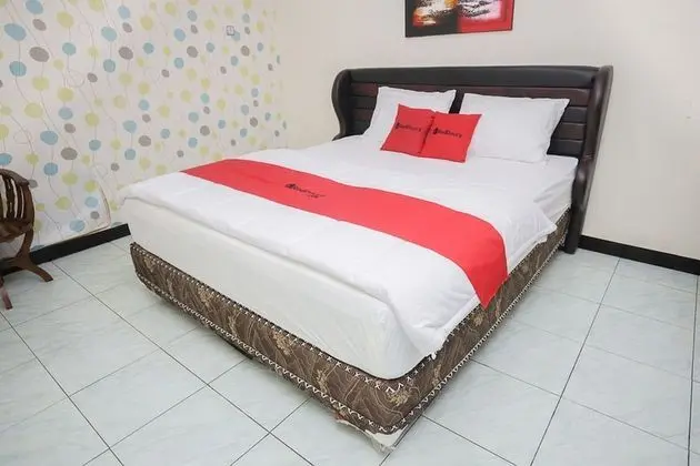 Tek Büyük Yataklı Oda (RedDoorz)