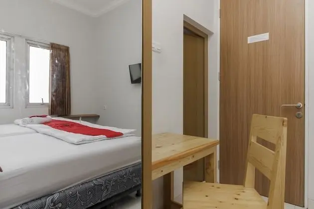 Economy Tek Büyük Yataklı Oda