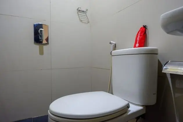 Superior İki Ayrı Yataklı Oda (Reddoorz)