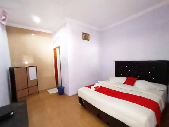 Tek Büyük Yataklı Oda (RedDoorz)