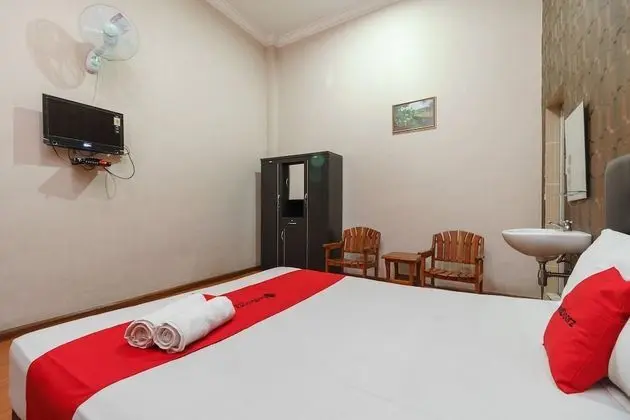 Tek Büyük Yataklı Oda (RedDoorz)