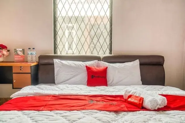 Tek Büyük Yataklı Oda (Reddoorz)