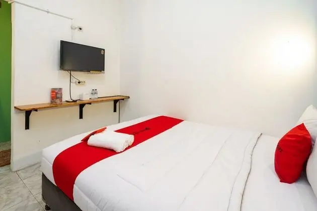 Tek Büyük Yataklı Oda (RedDoorz)