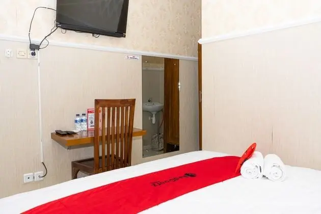 Tek Büyük Yataklı Oda (RedDoorz)