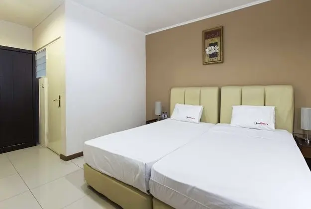 Reddoorz Room