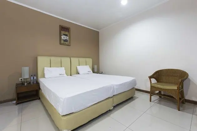 Reddoorz Room