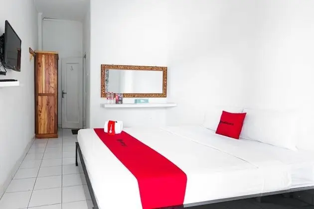 Tek Büyük Yataklı Oda (RedDoorz)