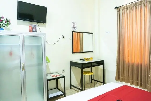 İki Ayrı Yataklı Oda (RedDoorz)
