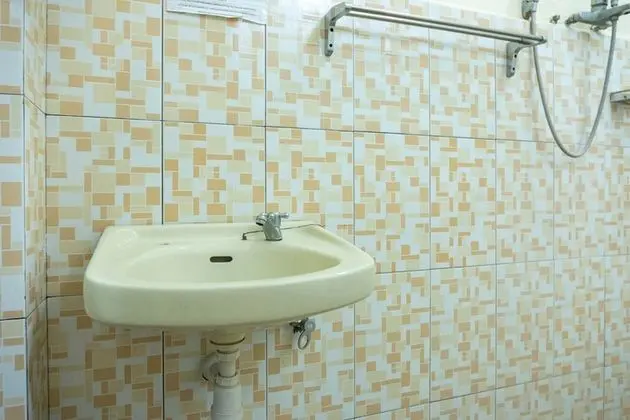 Tek Büyük Yataklı Oda (RedDoorz)