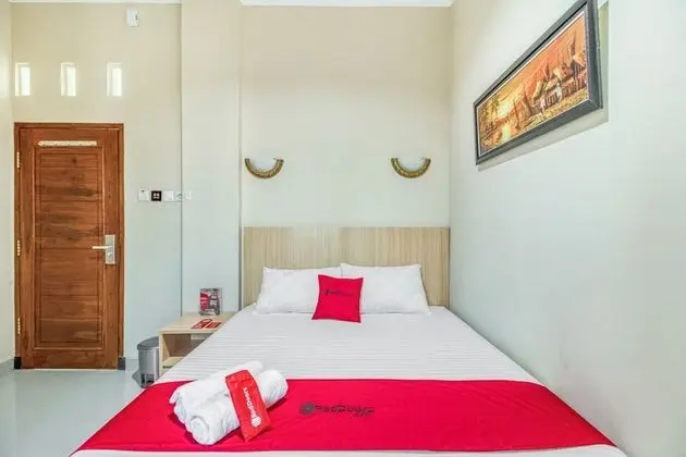 Tek Büyük Yataklı Oda (RedDoorz)