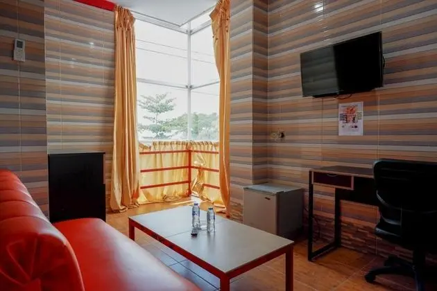 Deluxe Oda (Reddoorz)