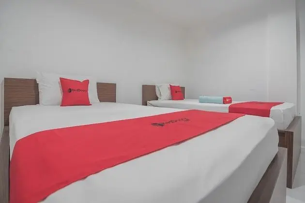 İki Ayrı Yataklı Oda (RedDoorz)