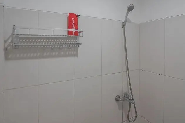 Tek Büyük Yataklı Oda (RedDoorz)