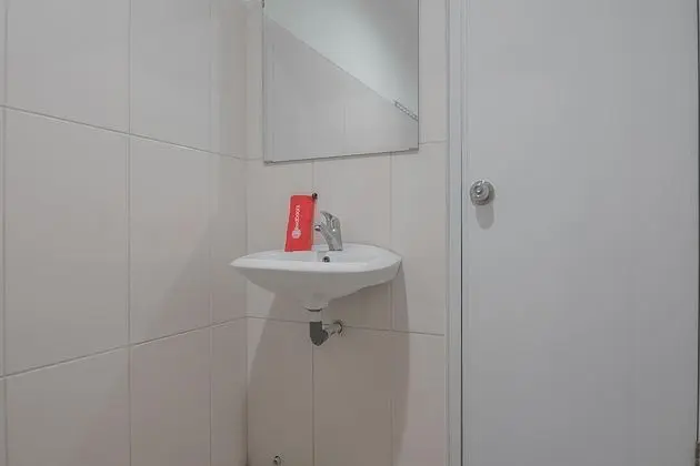 Tek Büyük Yataklı Oda (RedDoorz)