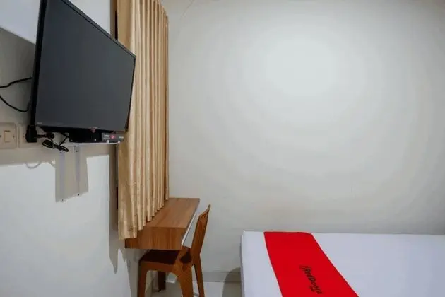 İki Ayrı Yataklı Oda (RedDoorz)