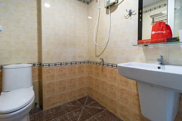 Superior Tek Büyük Yataklı Oda (Reddoorz)
