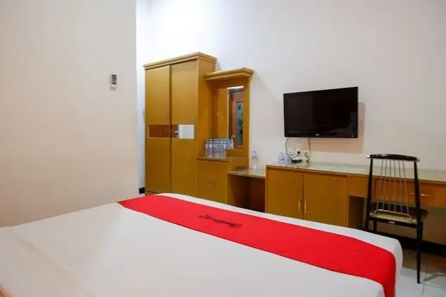 Tek Büyük Yataklı Oda (RedDoorz)