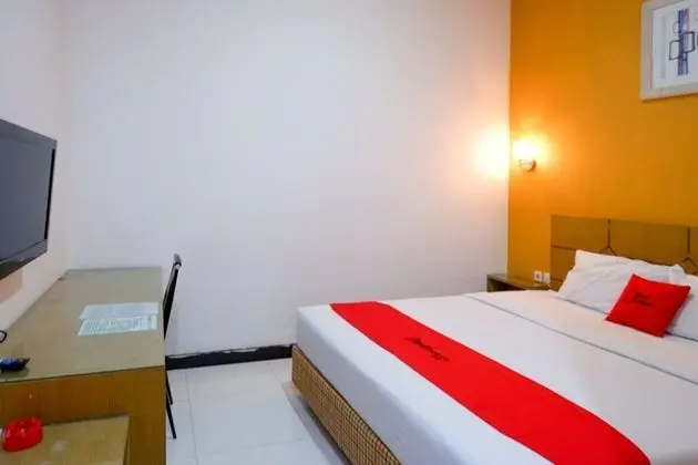 Tek Büyük Yataklı Oda (RedDoorz)