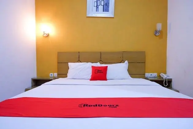 Tek Büyük Yataklı Oda (RedDoorz)