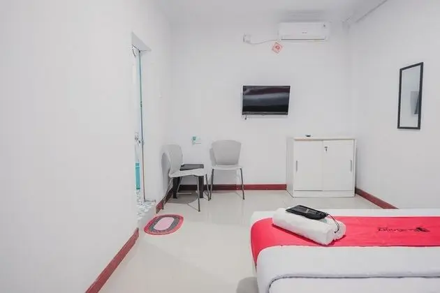 Tek Büyük Yataklı Oda (RedDoorz)