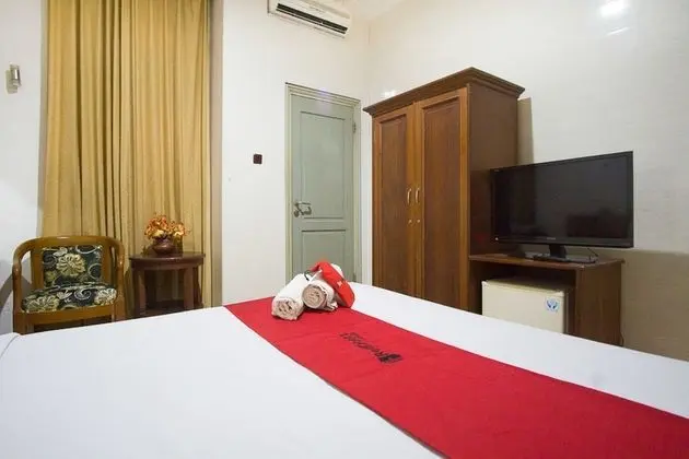 Tek Büyük Yataklı Oda (RedDoorz)