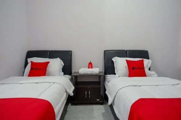 İki Ayrı Yataklı Oda (RedDoorz)