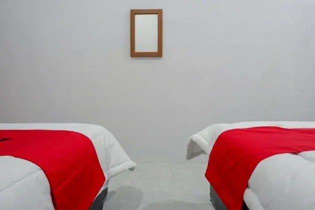 İki Ayrı Yataklı Oda (RedDoorz)