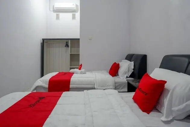 İki Ayrı Yataklı Oda (RedDoorz)