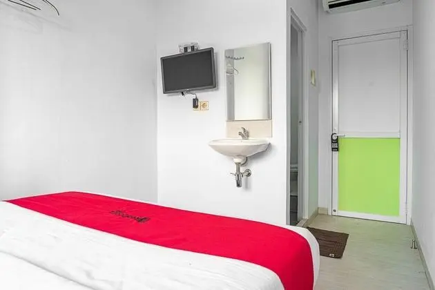 Tek Büyük Yataklı Oda (RedDoorz)