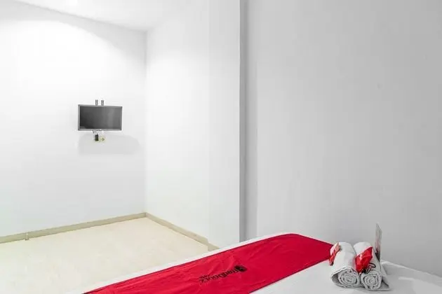 Tek Büyük Yataklı Oda (RedDoorz)