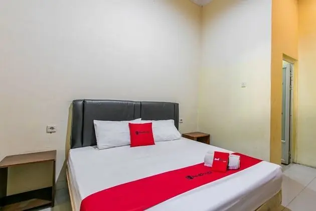 Tek Büyük Yataklı Oda (RedDoorz)
