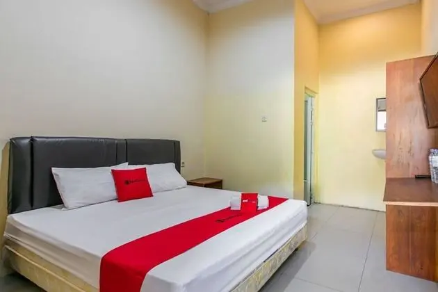 Tek Büyük Yataklı Oda (RedDoorz)