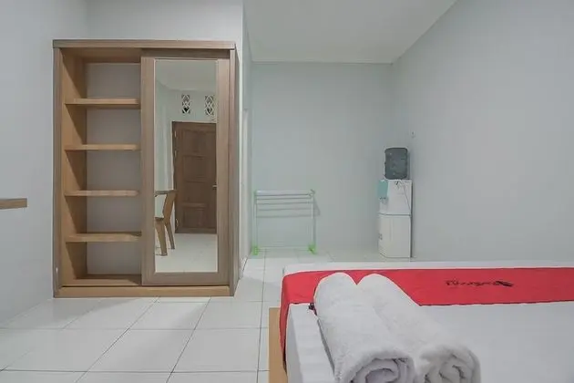 Tek Büyük Yataklı Oda (RedDoorz)