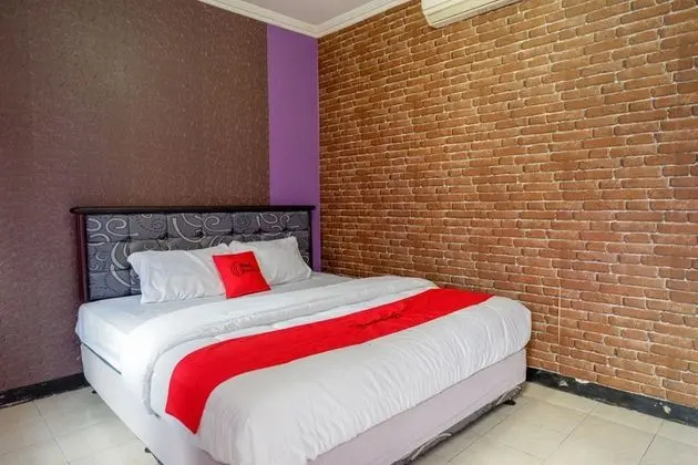 Tek Büyük Yataklı Oda (RedDoorz)