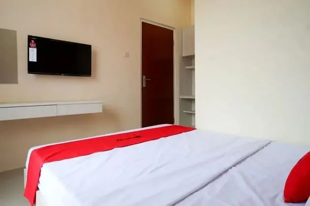 Tek Büyük Yataklı Oda (RedDoorz)