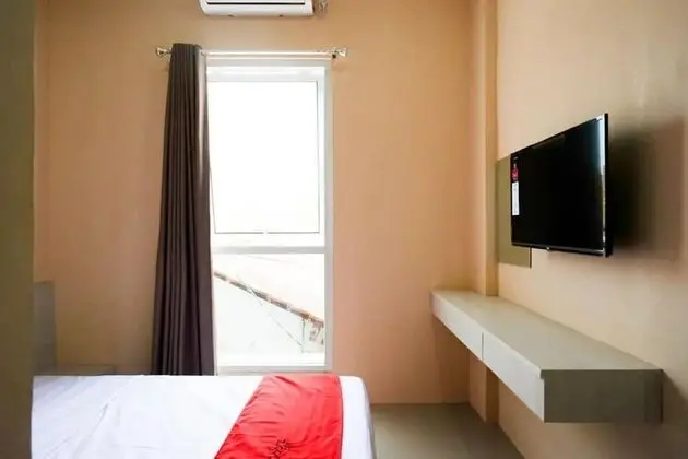 Tek Büyük Yataklı Oda (RedDoorz)
