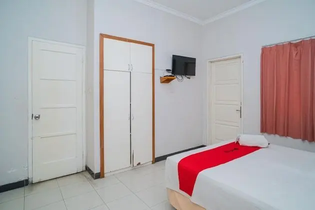 Tek Büyük Yataklı Oda (RedDoorz)