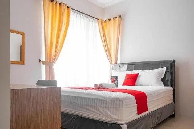 Tek Büyük Yataklı Oda (RedDoorz)