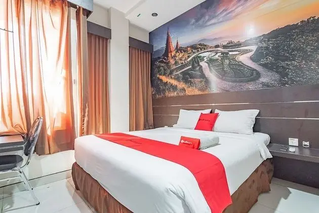 Tek Büyük Yataklı Oda (RedDoorz)